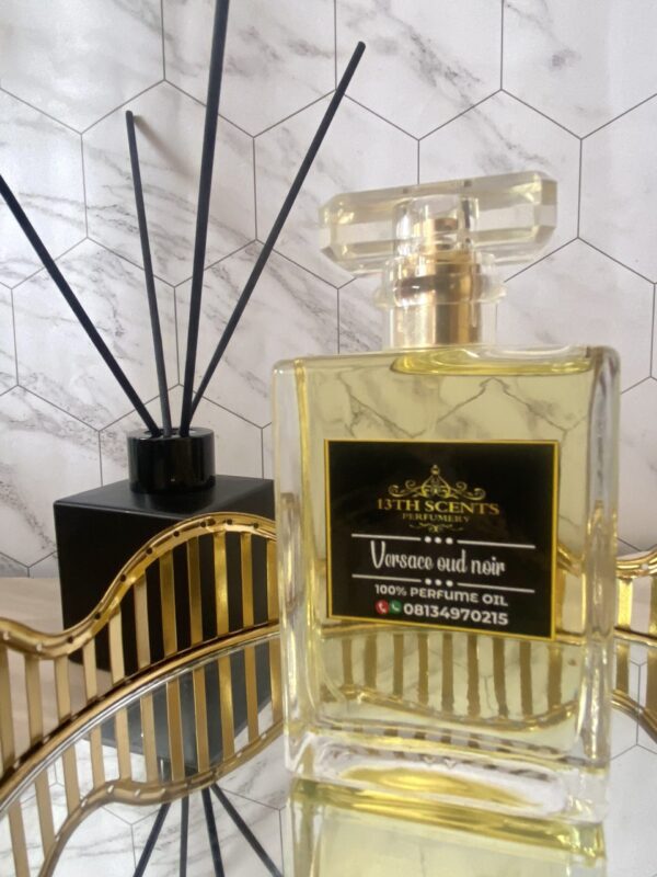 Versace Oud Noir - Image 4