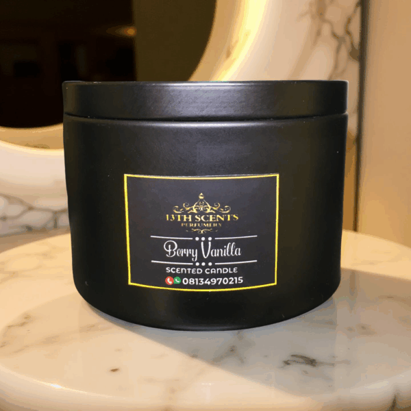 Berry vanilla scented candle - Image 2