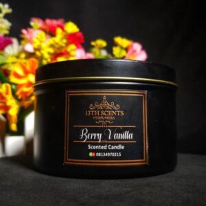 Berry vanilla scented candle