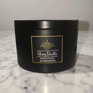 Berry vanilla scented candle